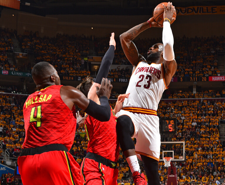 开云官方网站在线登陆-勇士附加赛首战客场面对国王